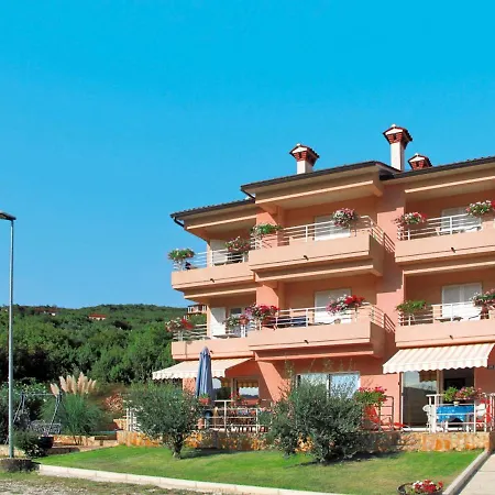 Chantal - Rac151 By Interhome